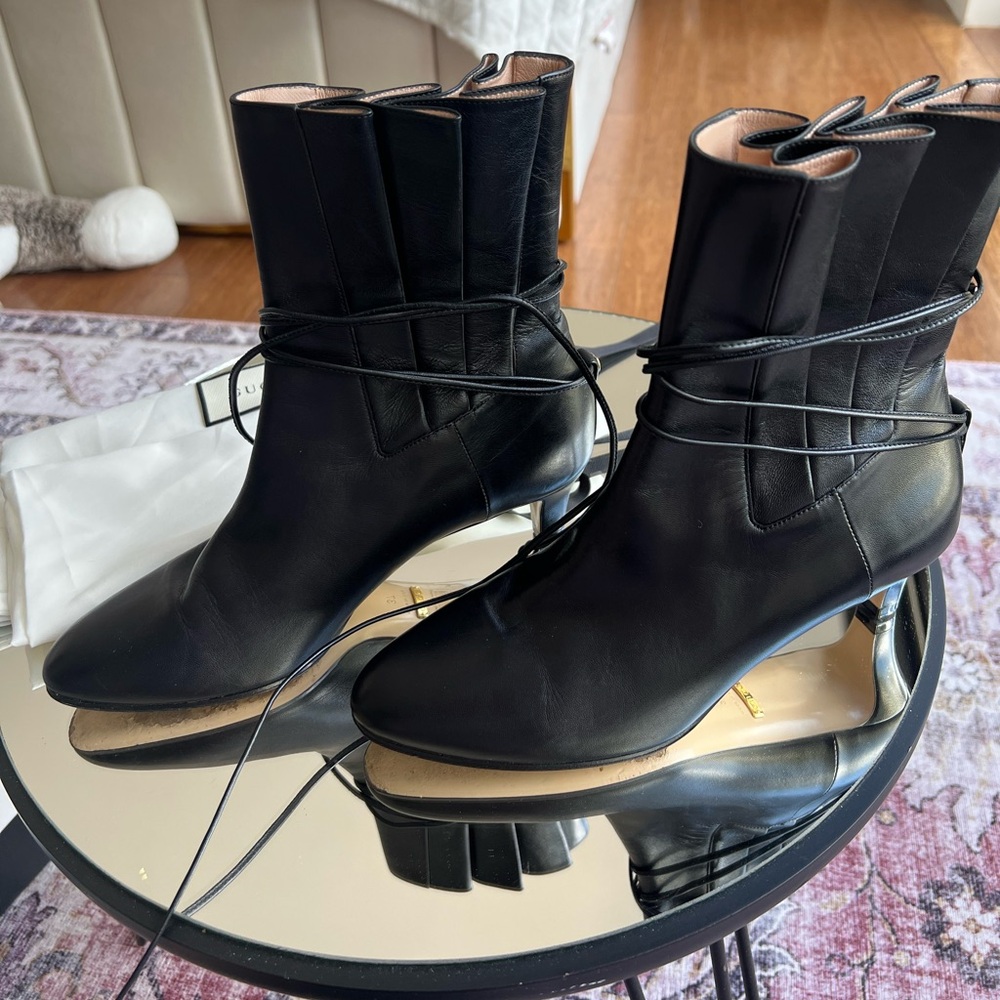Gucci Double G Logo Leather Lace-up Boots - Picture 5 of 6